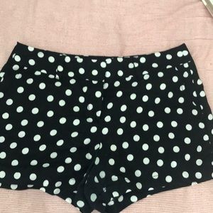 LOFT polka dot 4” shorts